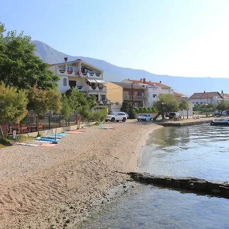 With A Parking Space Kastel Kambelovac, - 23397 Apartman